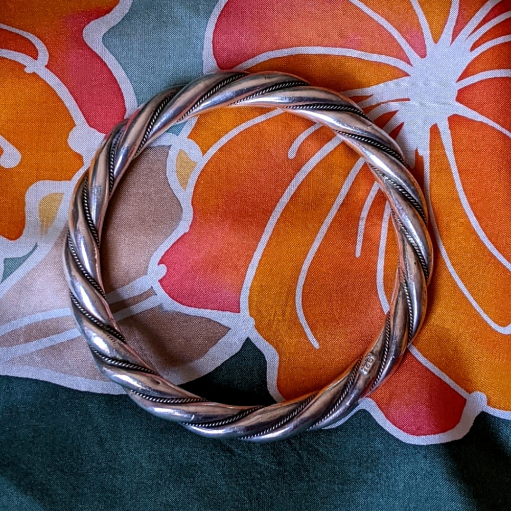 Silver Rope Twist Bangle